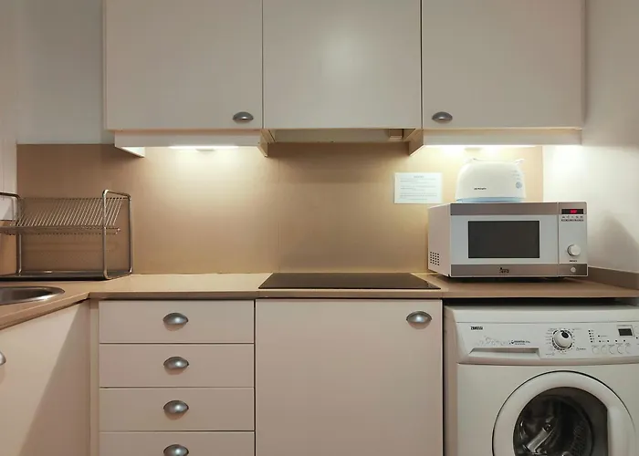 Bright 2br In Pl. Catalunya - Rambla D شقة