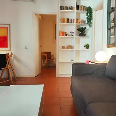 Bright 2br In Pl. Catalunya - Rambla D Apartman *